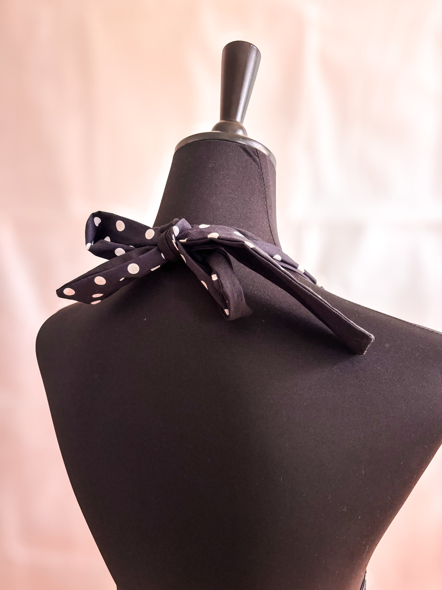 Neckholder-Kleid