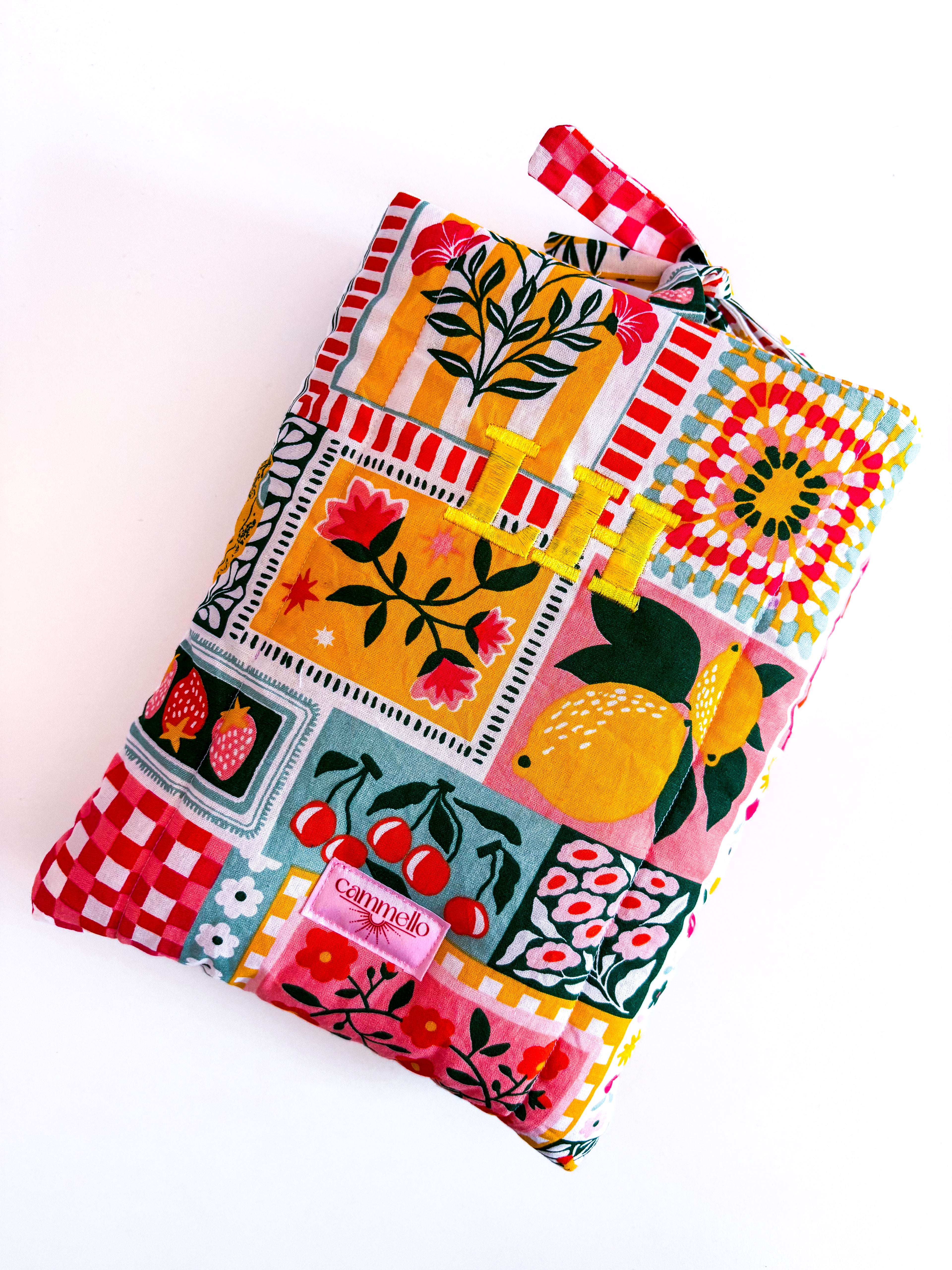 Buchtasche mit Initialen